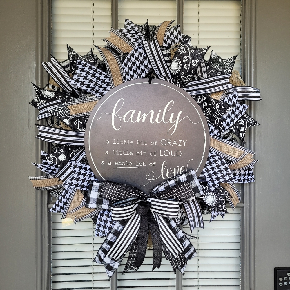 Black and White Everyday Family Wreath